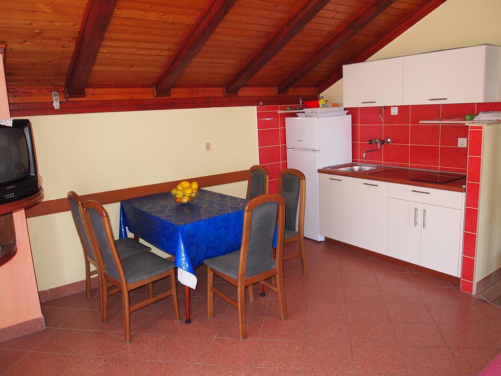 Apartmani Delfin Grebastica Luaran gambar