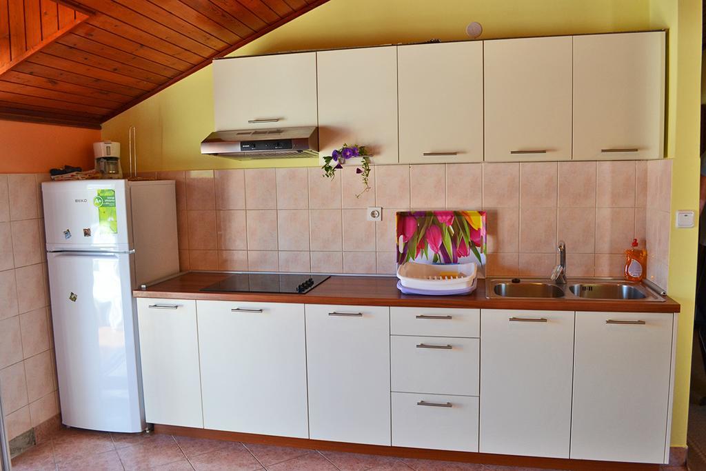 Apartmani Delfin Grebastica Luaran gambar