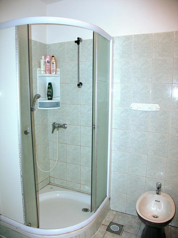 Apartmani Delfin Grebastica Luaran gambar